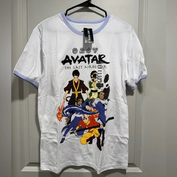 Hot Topic Avatar: The Last Airbender Graphic Tee - Picture 2 of 5